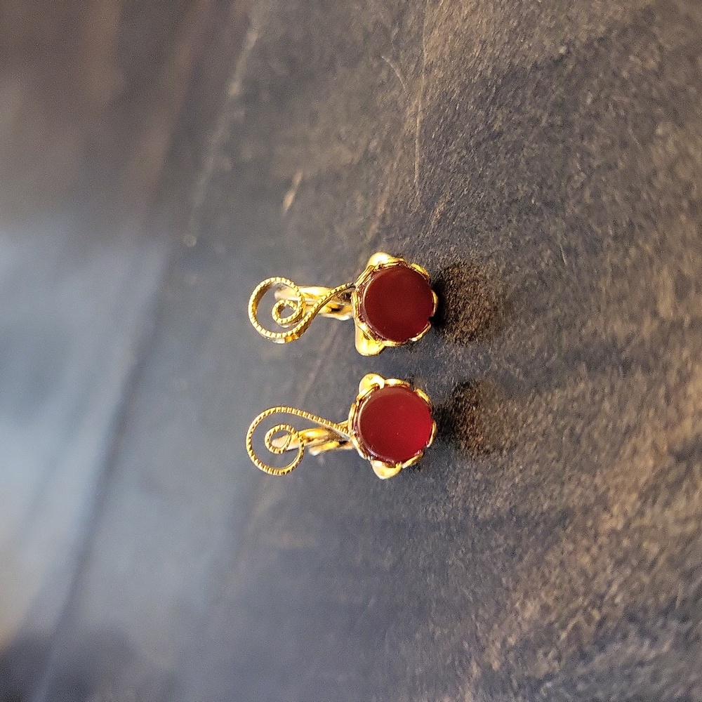 Vintage 14k Gold Filled, Cabochon Stone Clip On Earrings - Picture 2 of 9